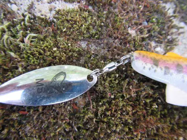 4d trout spin shad savage gear (8)