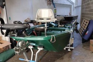 Barque aménagée et sondeurs d'occasions à saisir chez Morvan Pêche 