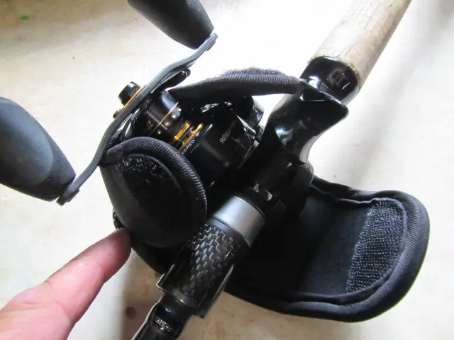 XINGFU-Zerone Spinning Reel Case Etui de protection pour moulinet de pêche  Moulinet à lancer léger en néoprène Sac anti-usure - Cdiscount Sport